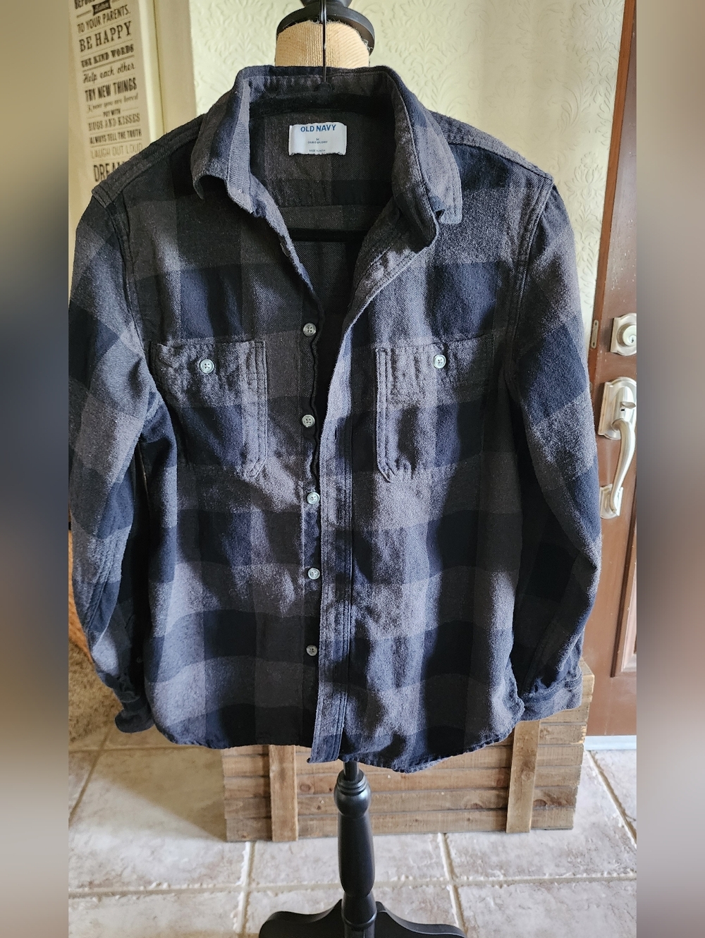 Old Navy Black Gray Buffalo Plaid Button-Down Shirt
